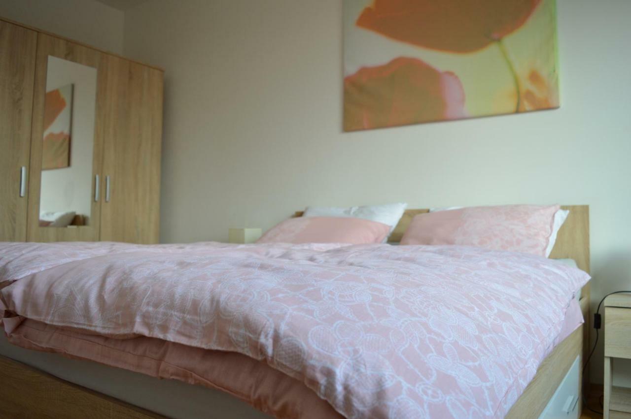 Apartment Marlena Загреб Екстериор снимка